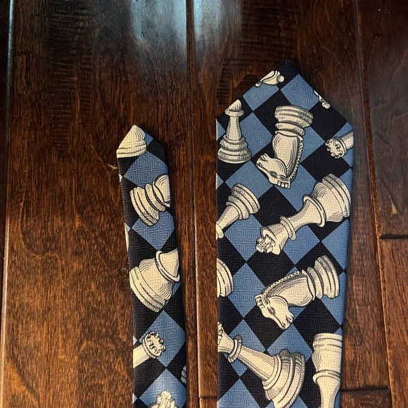 Chess Pieces Neck Tie Blue - Picture 7 of 7